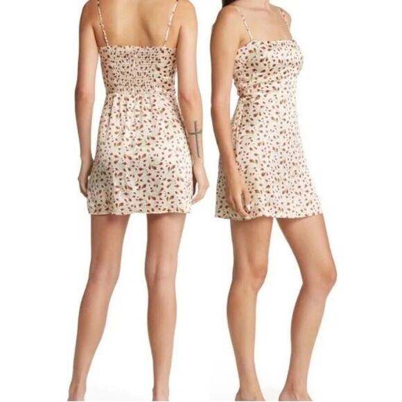 NEW Reformation Kosta Marion Dress Silk Smocked Floral Bud Ivory Size 8 - Picture 3 of 7